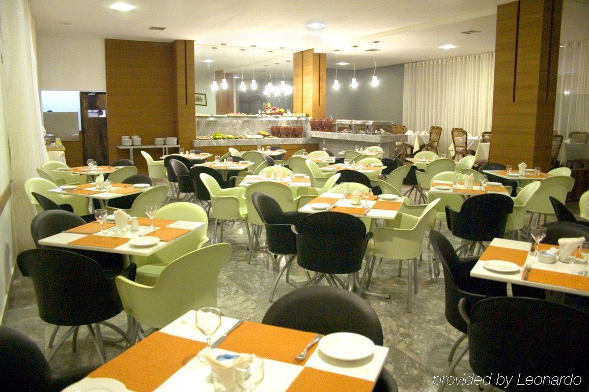 Rede Andrade Barra Hotel Salvador Restaurant photo